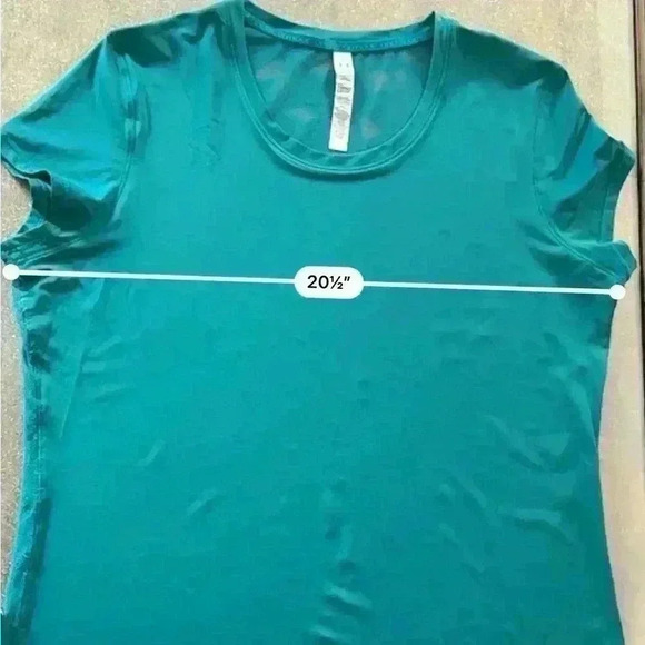 Under Armour Heat Gear Fitted Women's Top (197) - Picture 9 of 12